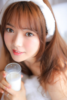 黑巨人与欧美精品一区